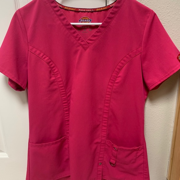 Scrubs - Picture 1 of 9